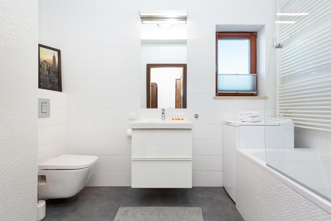 Apartamenty Bliska Praga By Noclegi Renters Varsavia Esterno foto