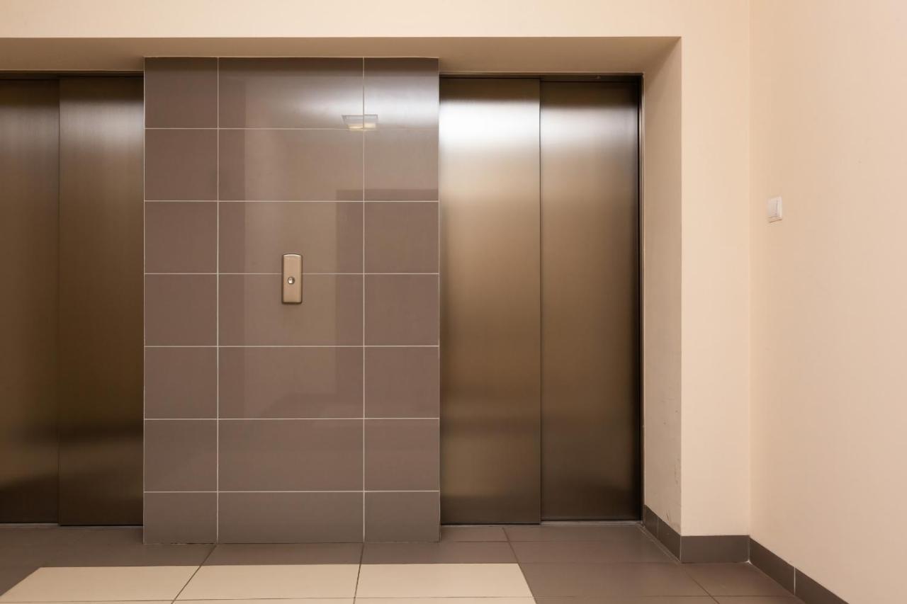 Apartamenty Bliska Praga By Noclegi Renters Varsavia Esterno foto